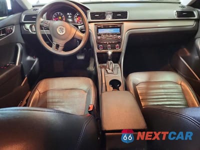 Zdjęcie 8 z 13 samochodu: 2013 VOLKSWAGEN PASSAT S VIN:1VWAH7A32DC056697 - miniatura