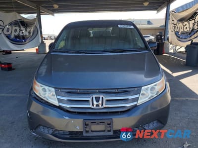 Piąte zdjęcie samochodu w środku: 2013 HONDA ODYSSEY EXL VIN:5FNRL5H69DB003989 - miniatura