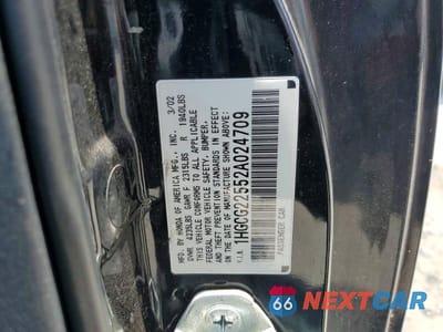 Zdjęcie 13 z 13 samochodu: 2002 HONDA ACCORD EX VIN:1HGCG22552A024709 - miniatura