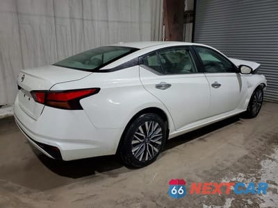 Trzecie zdjęcie samochodu z tyłu: 2025 NISSAN ALTIMA VIN:1N4BL4DV8SN301060 - miniatura