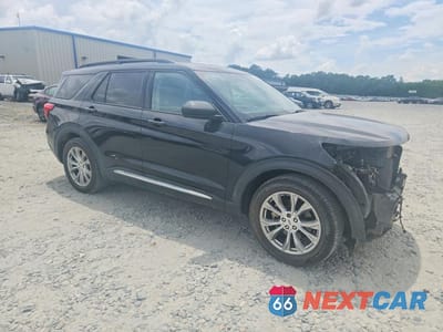 Czwarte zdjęcie samochodu z boku: 2020 FORD EXPLORER XLT VIN:1FMSK7DH4LGC97146 - miniatura