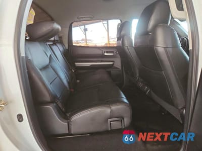 Zdjęcie 10 z 12 samochodu: 2019 TOYOTA TUNDRA SR5 VIN:5TFDY5F13KX820803 - miniatura