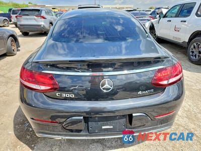 Zdjęcie 6 z 12 samochodu: 2019 MERCEDES-BENZ C 300 4MATIC VIN:WDDWJ8EB9KF838338 - miniatura