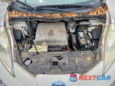 Zdjęcie 11 z 12 samochodu: 2013 NISSAN LEAF S VIN:1N4AZ0CP9DC417145 - miniatura