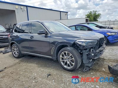 Czwarte zdjęcie samochodu z boku: 2022 BMW X5 SDRIVE 40I VIN:5UXCR4C00N9K60521 - miniatura