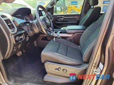 Zdjęcie 7 z 12 samochodu: 2019 RAM 1500 BIG HORN VIN:1C6RREBT5KN763405 - miniatura