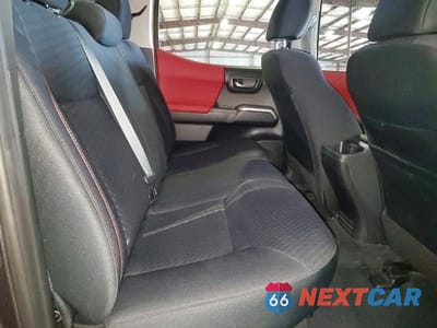 Zdjęcie 10 z 13 samochodu: 2022 TOYOTA TACOMA SR5 V6 VIN:3TMCZ5AN1NM454062 - miniatura