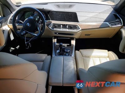 Zdjęcie 8 z 13 samochodu: 2022 BMW X5 XDRIVE45E VIN:5UXTA6C04N9L20528 - miniatura