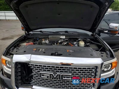 Zdjęcie 11 z 12 samochodu: 2015 GMC SIERRA K2500 DENALI VIN:1GT120E80FF645430 - miniatura
