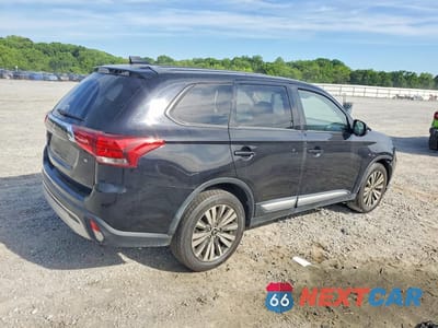 Trzecie zdjęcie samochodu z tyłu: 2020 MITSUBISHI OUTLANDER SE VIN:JA4AZ3A32LZ007482 - miniatura