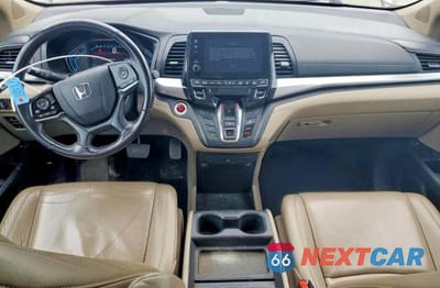 Zdjęcie 8 z 13 samochodu: 2018 HONDA ODYSSEY EXL VIN:5FNRL6H71JB055921 - miniatura