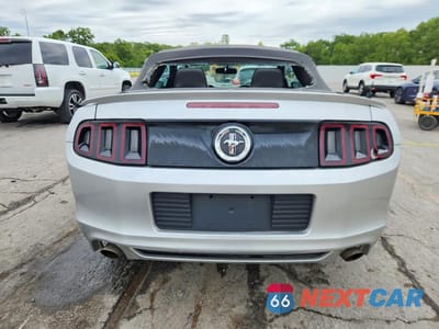 Zdjęcie 6 z 12 samochodu: 2013 FORD MUSTANG VIN:1ZVBP8EM0D5239598 - miniatura
