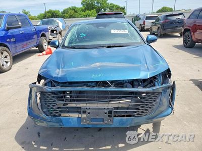 Piąte zdjęcie samochodu w środku: 2025 TOYOTA CAMRY LE VIN:4T1DAACK3SU583057 - miniatura