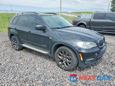 Czwarte zdjęcie samochodu z boku: 2012 BMW X5 XDRIVE35I VIN:5UXZV4C51CL745770 - miniatura