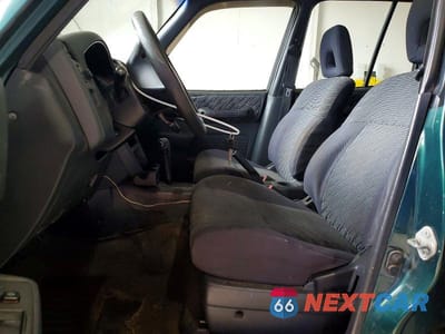 Zdjęcie 7 z 12 samochodu: 1998 TOYOTA RAV4 BASE VIN:JT3GP10V3W7028536 - miniatura