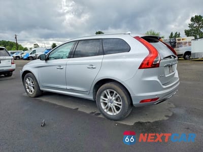 Drugie zdjęcie samochodu z przodu: 2016 VOLVO XC60 T5 PREMIER VIN:YV4612RK8G2820961 - miniatura