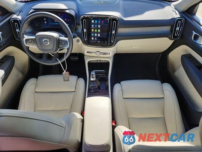 Zdjęcie 8 z 13 samochodu: 2024 VOLVO XC40 PLUS VIN:YV4L12UEXR2316791 - miniatura