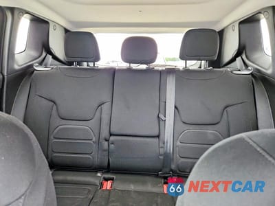 Zdjęcie 10 z 13 samochodu: 2020 JEEP RENEGADE LATITUDE VIN:ZACNJABB8LPL71975 - miniatura