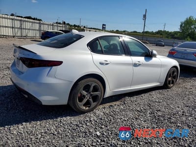 Trzecie zdjęcie samochodu z tyłu: 2017 ALFA ROMEO GIULIA TI Q4 VIN:ZARFAEEN9H7560780 - miniatura