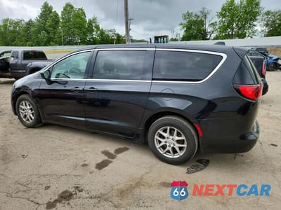Drugie zdjęcie samochodu z przodu: 2017 CHRYSLER PACIFICA TOURING VIN:2C4RC1DG1HR516431 - miniatura