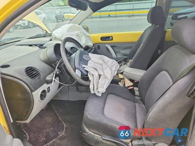 Zdjęcie 7 z 12 samochodu: 2003 VOLKSWAGEN NEW BEETLE GLS VIN:3VWCK21C13M430601 - miniatura