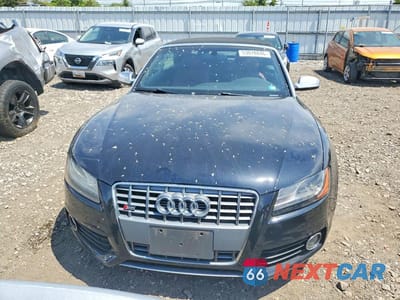 Piąte zdjęcie samochodu w środku: 2011 AUDI S5 PREMIUM PLUS VIN:WAUCGAFH6BN015858 - miniatura