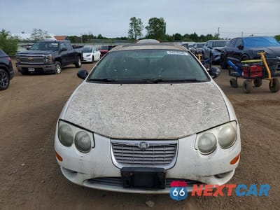 Piąte zdjęcie samochodu w środku: 2003 CHRYSLER 300M VIN:2C3HE66G43H512845 - miniatura