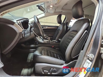 Zdjęcie 7 z 12 samochodu: 2013 FORD FUSION SE HYBRID VIN:3FA6P0LU2DR227271 - miniatura