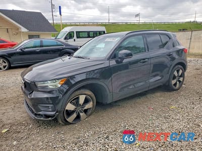 2020 VOLVO XC40 T5 MOMENTUM YV4162UK1L2283136 - główne zdjęcie licytacji z USA - miniatura