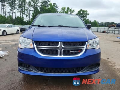 Piąte zdjęcie samochodu w środku: 2019 DODGE GRAND CARAVAN SE VIN:2C4RDGBG7KR792316 - miniatura
