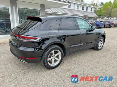 Czwarte zdjęcie samochodu z boku: 2021 PORSCHE MACAN VIN:WP1AA2A54MLB03660 - miniatura