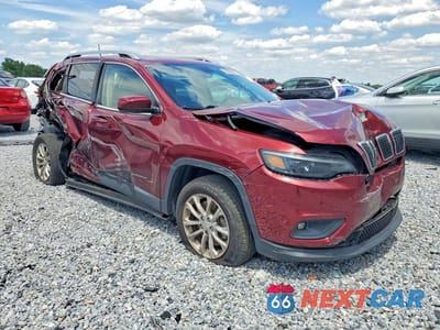 Czwarte zdjęcie samochodu z boku: 2019 JEEP CHEROKEE LATITUDE VIN:1C4PJLCXXKD160730 - miniatura