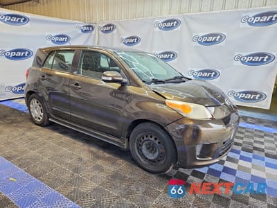 Czwarte zdjęcie samochodu z boku: 2011 SCION XD RELEASE SERIES 3.0 VIN:JTKKU4B4XB1008939 - miniatura