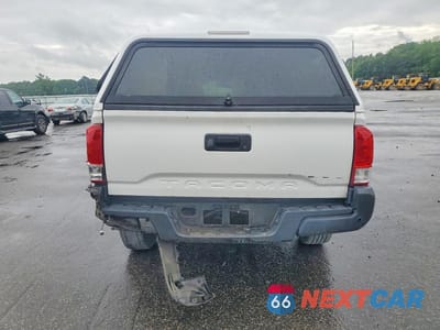 Zdjęcie 6 z 12 samochodu: 2017 TOYOTA TACOMA SR VIN:5TFRX5GN5HX085664 - miniatura