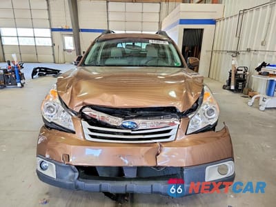 Piąte zdjęcie samochodu w środku: 2012 SUBARU OUTBACK 2.5I PREMIUM VIN:4S4BRCCC9C3260885 - miniatura