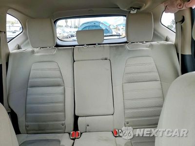 Zdjęcie 10 z 13 samochodu: 2018 HONDA CR-V EX VIN:2HKRW1H55JH522932 - miniatura