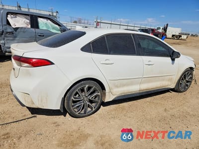 Trzecie zdjęcie samochodu z tyłu: 2022 TOYOTA COROLLA SE VIN:5YFB4MBE5NP125327 - miniatura