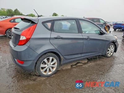 Trzecie zdjęcie samochodu z tyłu: 2013 HYUNDAI ACCENT SE VIN:KMHCU5AE4DU072094 - miniatura