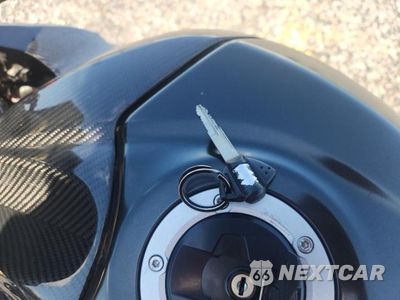 Zdjęcie 8 z 9 samochodu: 2025 SUZUKI GSX-R1000 R VIN:JS1DM11H1S7100676 - miniatura
