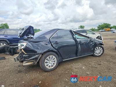Trzecie zdjęcie samochodu z tyłu: 2012 TOYOTA CAMRY HYBRID LE VIN:4T1BD1FK8CU037298 - miniatura