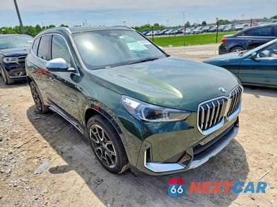 Czwarte zdjęcie samochodu z boku: 2023 BMW X1 XDRIVE28I VIN:WBX73EF08P5X99648 - miniatura
