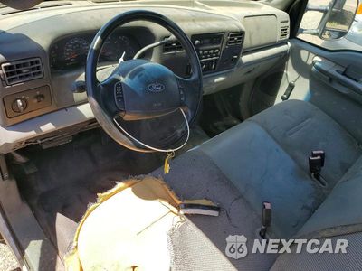Zdjęcie 8 z 12 samochodu: 2004 FORD F450 SUPER DUTY VIN:1FDXF46P04ED66862 - miniatura