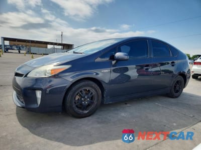 2015 TOYOTA PRIUS TWO JTDKN3DU2F0448435 - główne zdjęcie licytacji z USA - miniatura