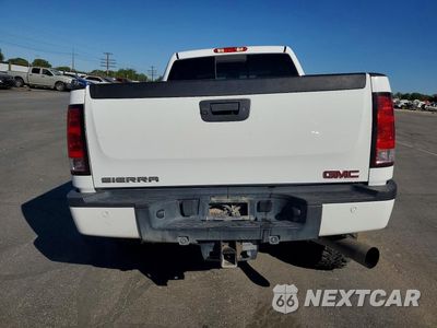 Zdjęcie 6 z 12 samochodu: 2014 GMC SIERRA K2500 DENALI VIN:1GT125E82EF188129 - miniatura