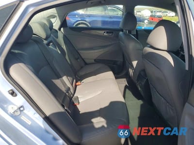 Zdjęcie 10 z 12 samochodu: 2013 HYUNDAI SONATA HYBRID VIN:KMHEC4A41DA099283 - miniatura