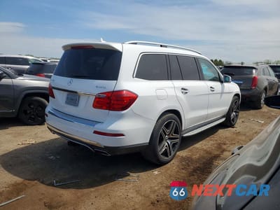 Trzecie zdjęcie samochodu z tyłu: 2014 MERCEDES-BENZ GL 450 4MATIC VIN:4JGDF7CE7EA283025 - miniatura