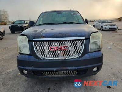 Piąte zdjęcie samochodu w środku: 2008 GMC YUKON XL DENALI VIN:1GKFK66888J116433 - miniatura