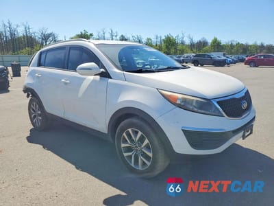 Czwarte zdjęcie samochodu z boku: 2015 KIA SPORTAGE LX VIN:KNDPB3AC7F7747579 - miniatura