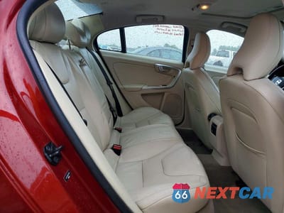 Zdjęcie 10 z 13 samochodu: 2013 VOLVO S60 T5 VIN:YV1612FS8D2202584 - miniatura