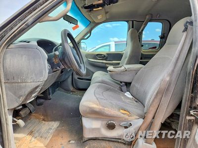 Zdjęcie 7 z 12 samochodu: 2000 FORD F150 VIN:1FTRX07W8YKB32257 - miniatura